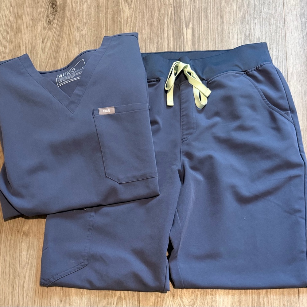 Figs - Women’s Blue Grey Scrub Set